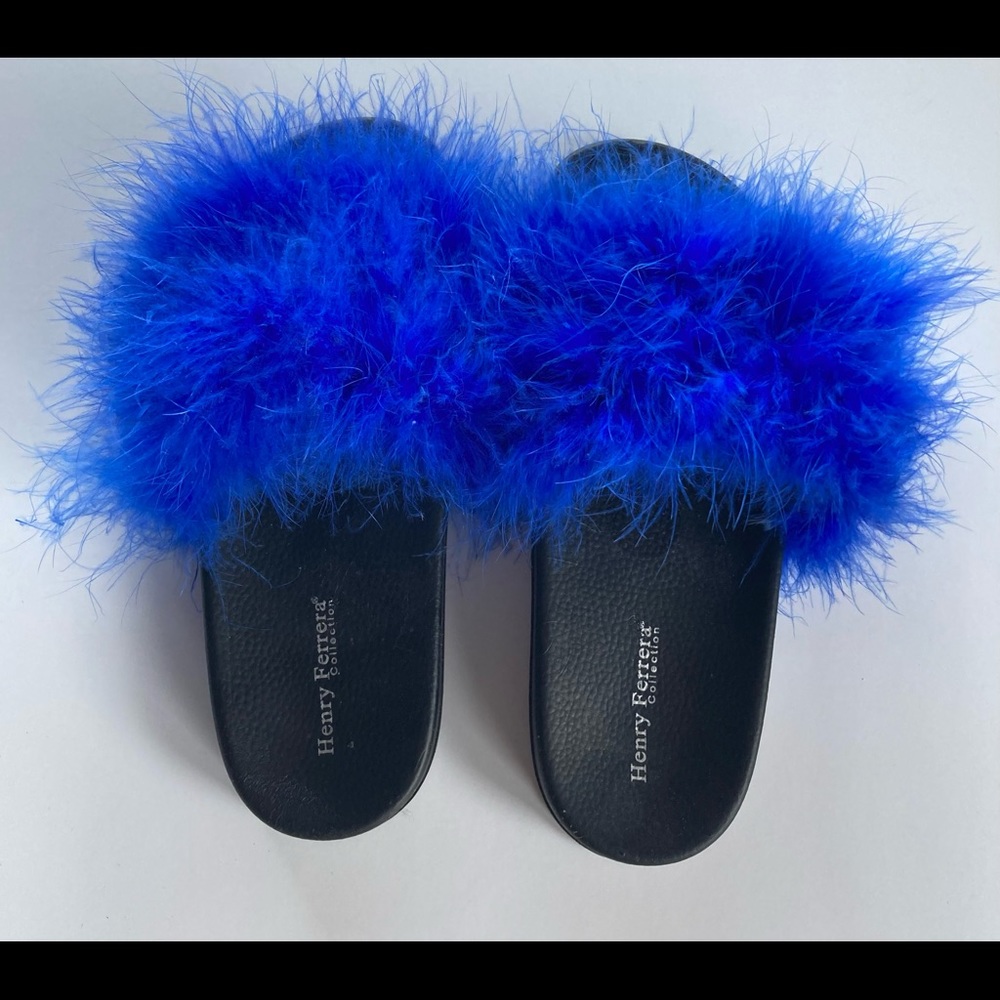 Feather Sandals NWOT